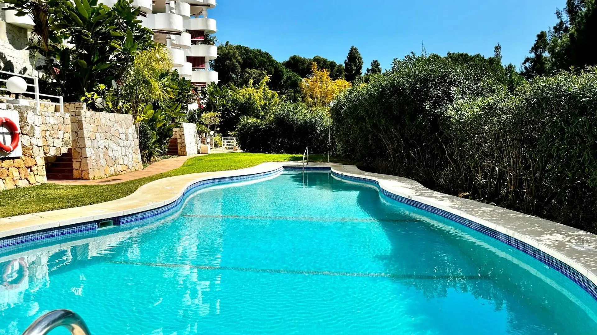 Rio Real Golf Marbella - Eaw Homes 0*,  ספרד